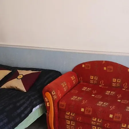 Δωμάτια σε οικογενειακή κατοικία Kambariu Nuoma Kaune - *